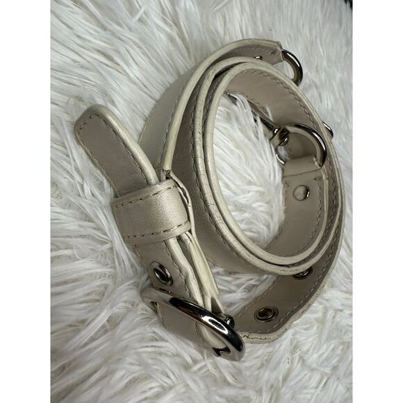 White Silver Replacement Strap - Picture 3 of 7